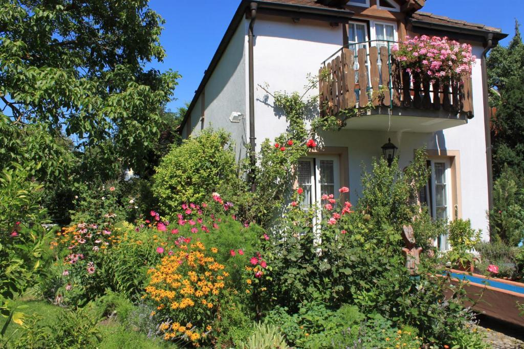 Hotel Zur Krone Auggen Exterior photo